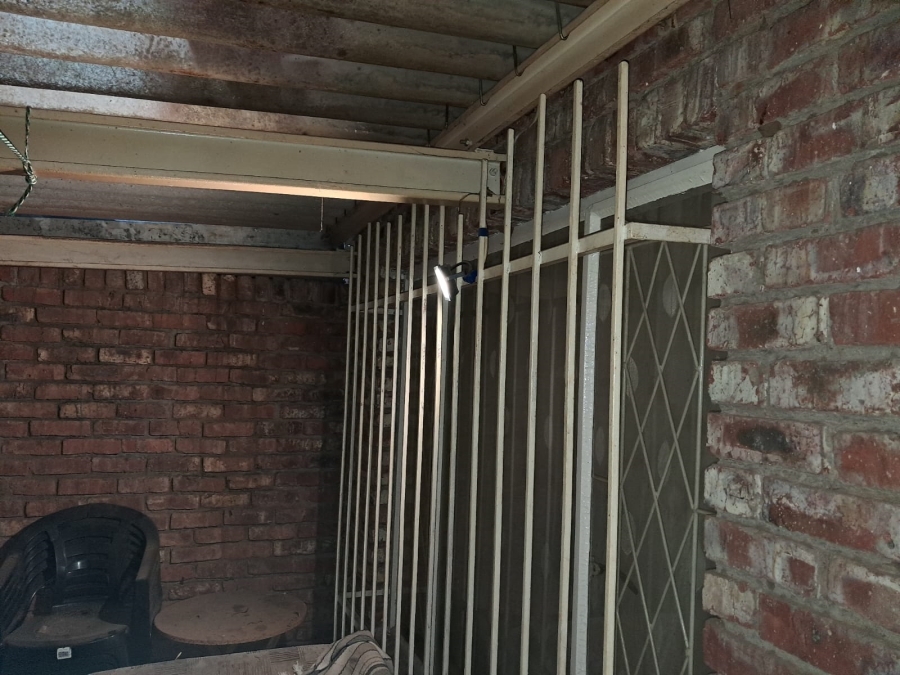 3 Bedroom Property for Sale in Naudeville Free State